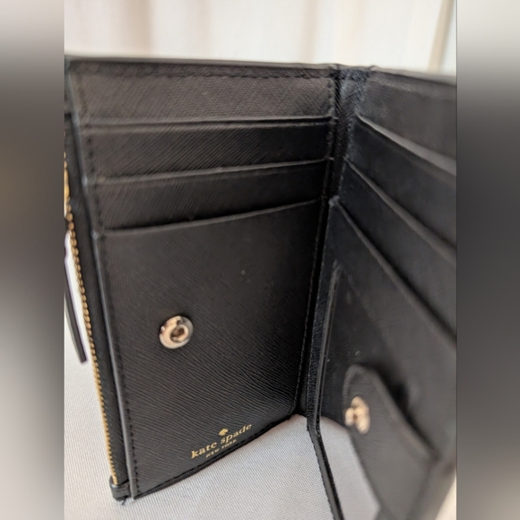 Kate Spade Penguin Black Dashing Beauty Bifold Card Wallet EUC - Picture 3 of 8
